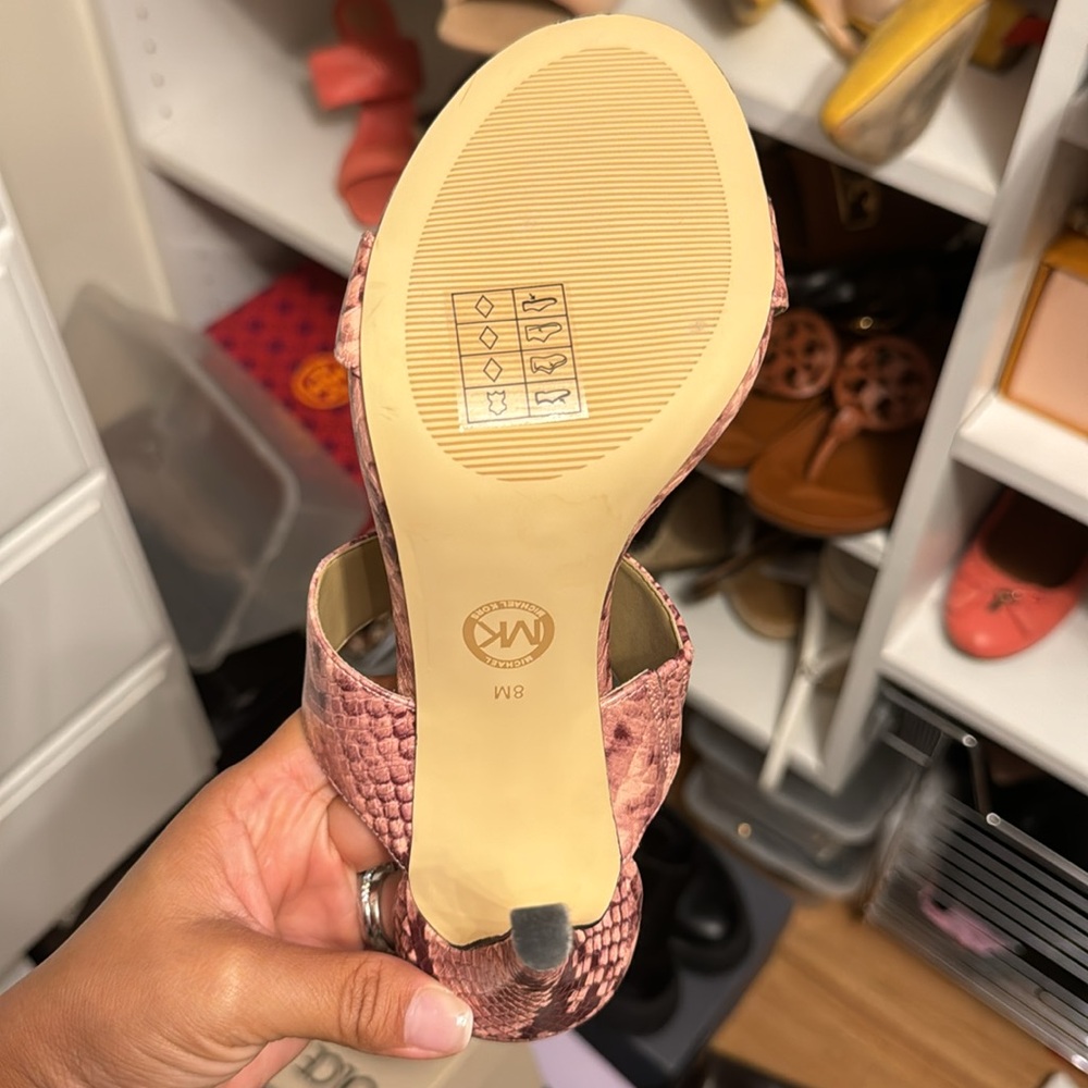 Michael Kors Amos Ankle Strap Sandal - Picture 6 of 8